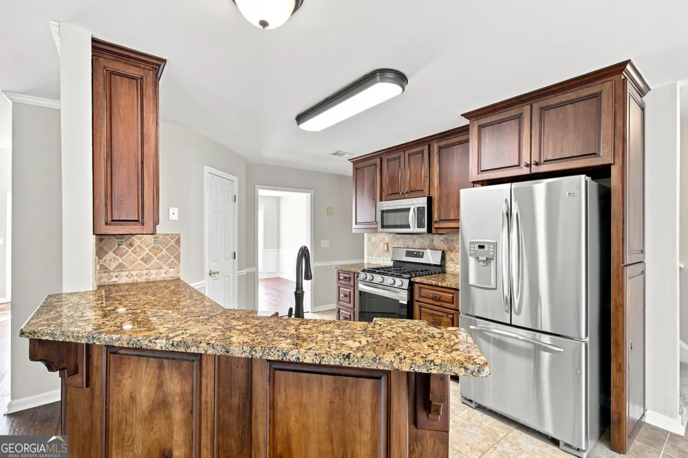 3845 Brushy Wood CT Loganville, GA 30052