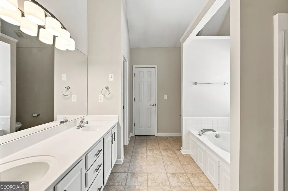 3845 Brushy Wood CT Loganville, GA 30052