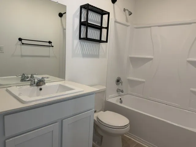 572 Avre Loop Kyle, TX 78640