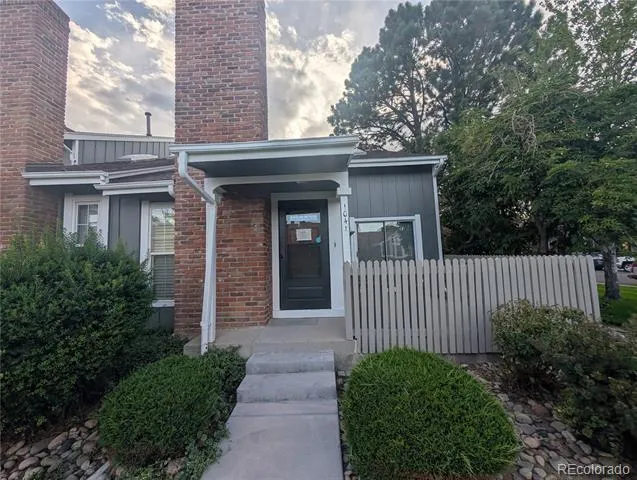 1041 S Fraser Way Aurora, CO 80012