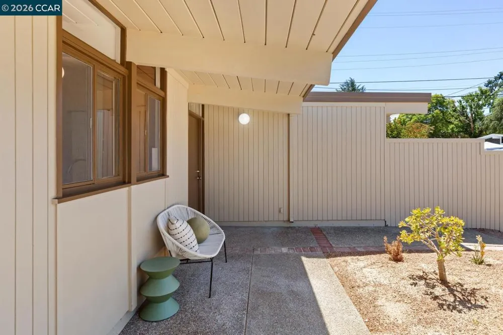 247 Los Cerros Ave Walnut Creek, CA 94598