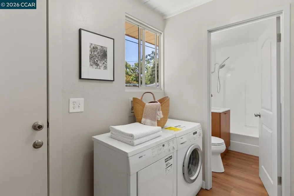 247 Los Cerros Ave Walnut Creek, CA 94598