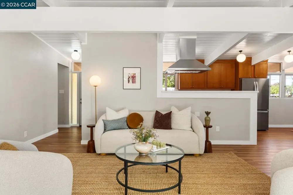 247 Los Cerros Ave Walnut Creek, CA 94598