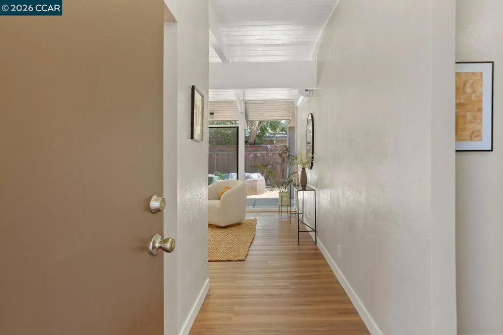 247 Los Cerros Ave Walnut Creek, CA 94598