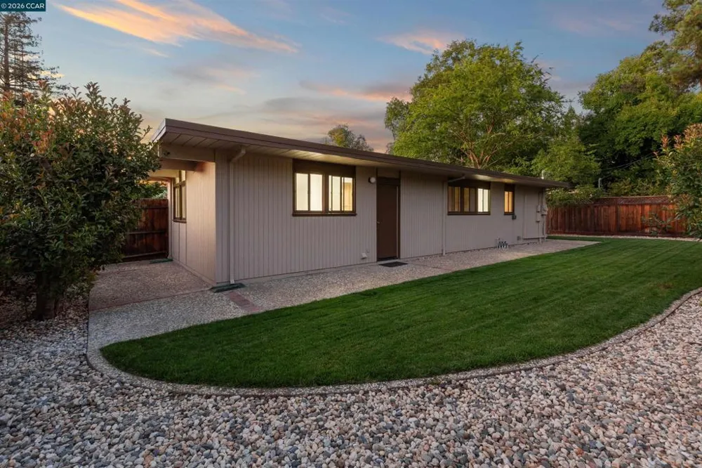 247 Los Cerros Ave Walnut Creek, CA 94598