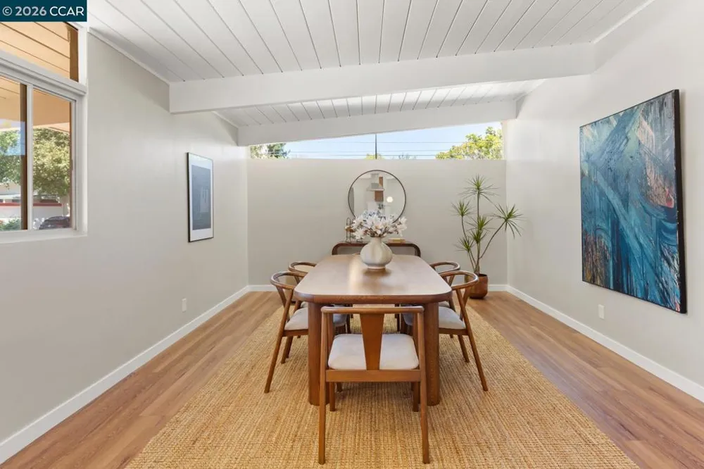 247 Los Cerros Ave Walnut Creek, CA 94598