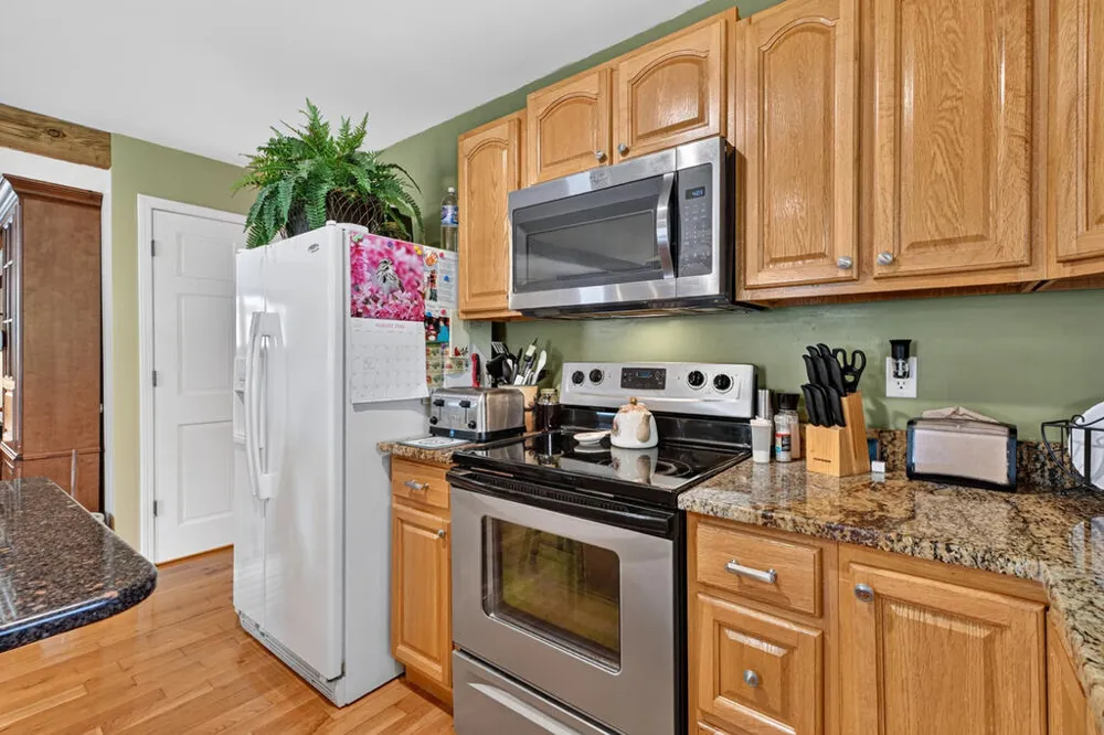 285 E Tennessee Avenue McCaysville, GA 30555