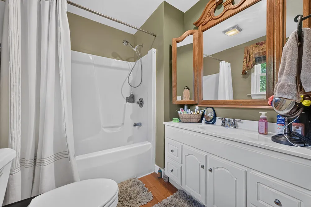 285 E Tennessee Avenue McCaysville, GA 30555