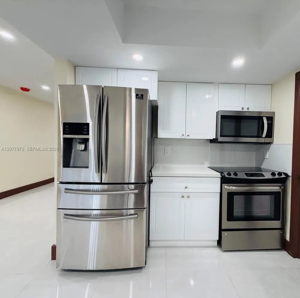 720 NW 74th Way Margate, FL 33063