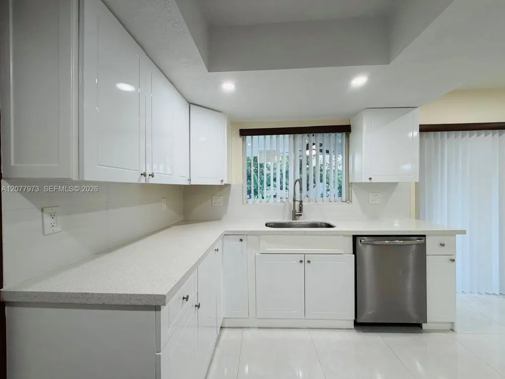 720 NW 74th Way Margate, FL 33063