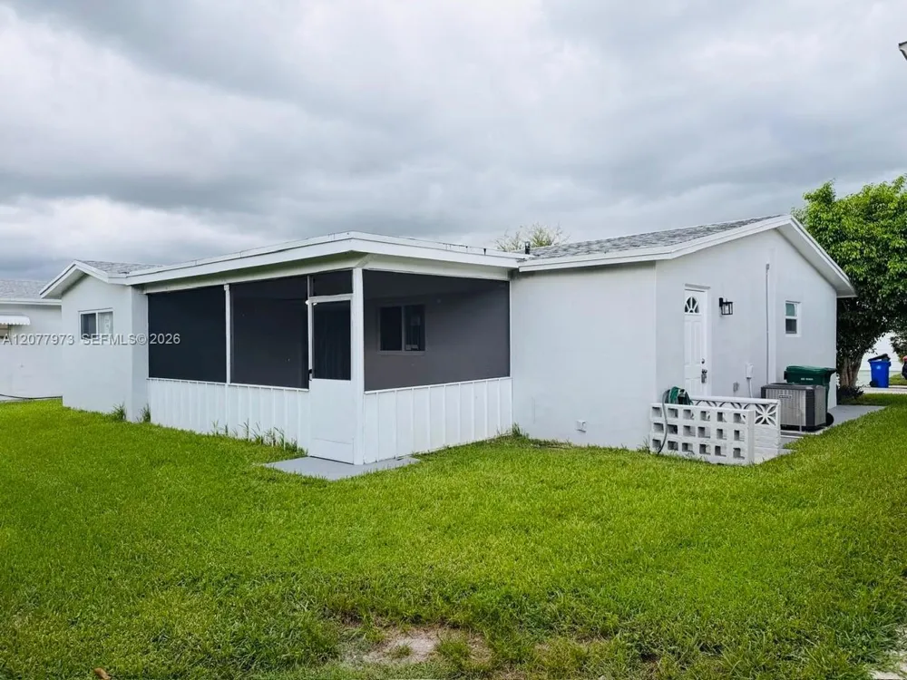 720 NW 74th Way Margate, FL 33063