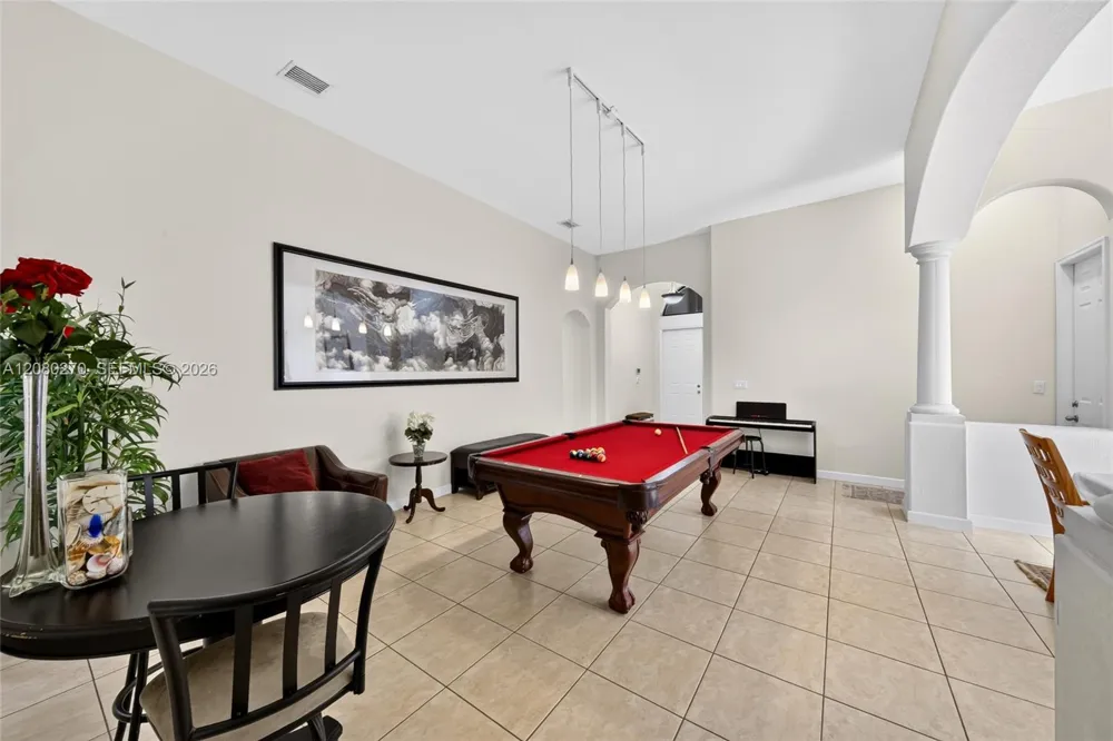 7548 SW 189th St Cutler Bay, FL 33157