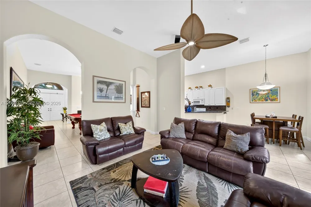7548 SW 189th St Cutler Bay, FL 33157