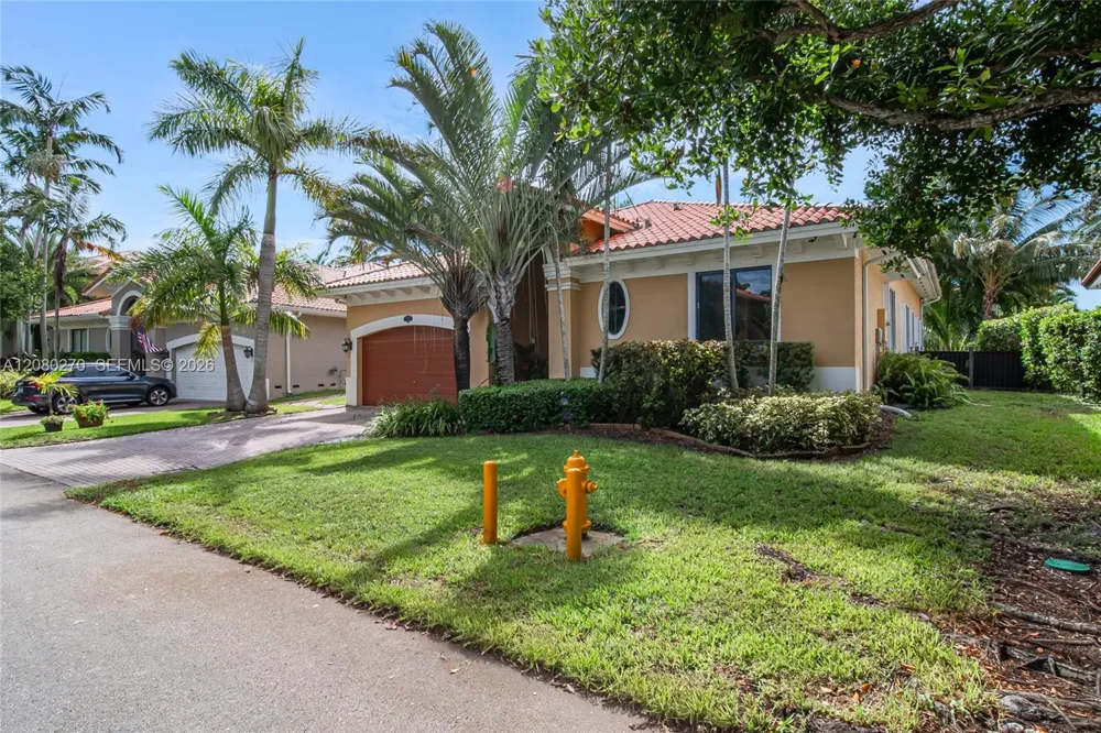 7548 SW 189th St Cutler Bay, FL 33157
