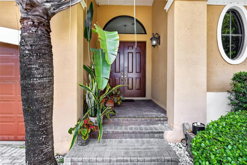 7548 SW 189th St Cutler Bay, FL 33157