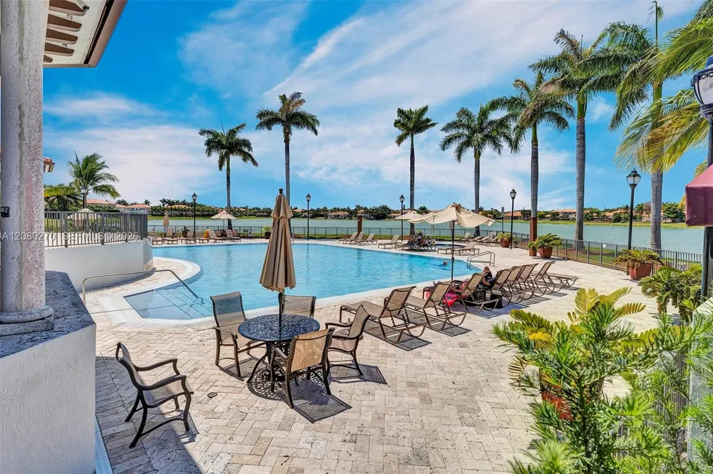 7548 SW 189th St Cutler Bay, FL 33157