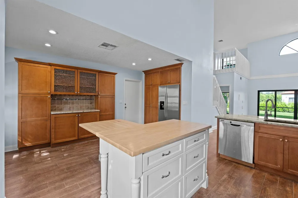 13538 FOUNTAIN VIEW BOULEVARD Wellington, FL 33414