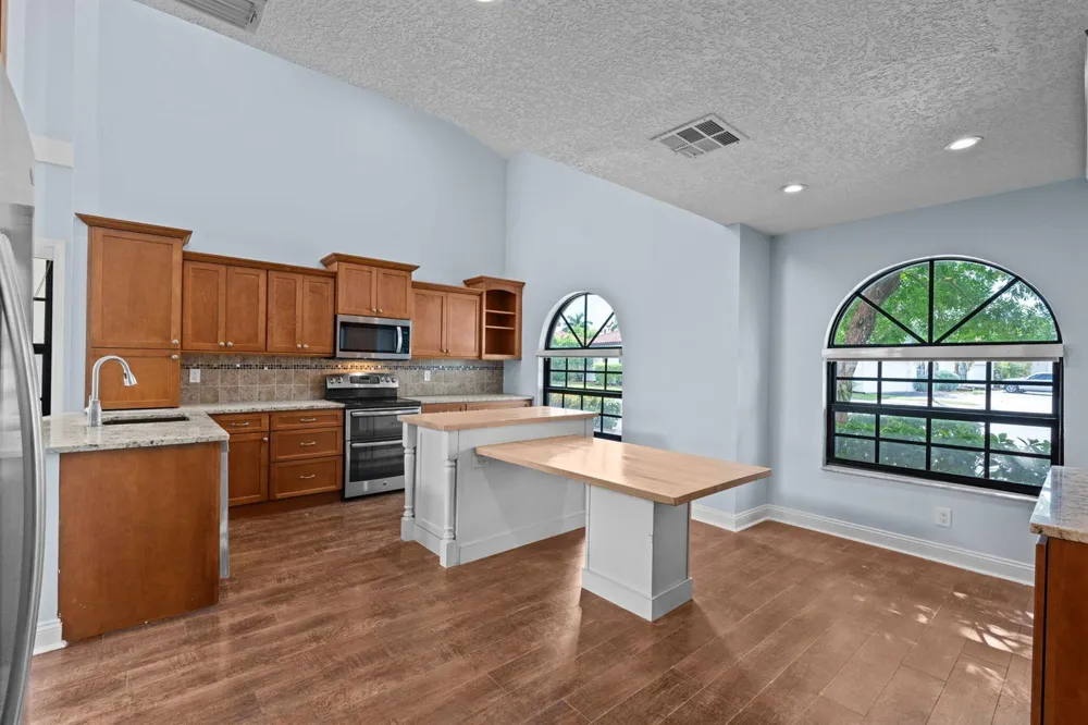 13538 FOUNTAIN VIEW BOULEVARD Wellington, FL 33414