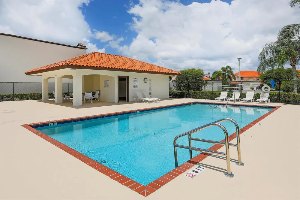 13538 FOUNTAIN VIEW BOULEVARD Wellington, FL 33414
