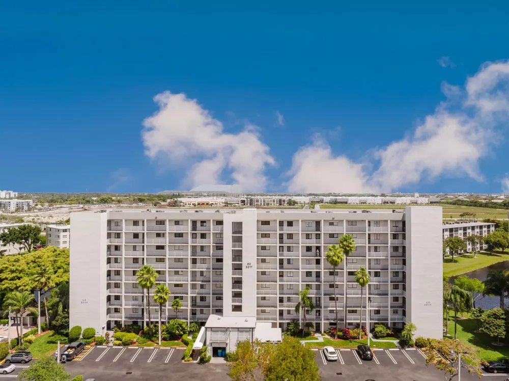 2217 Cypress Island Drive #508 Pompano Beach, FL 33069