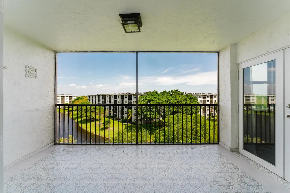 2217 Cypress Island Drive #508 Pompano Beach, FL 33069