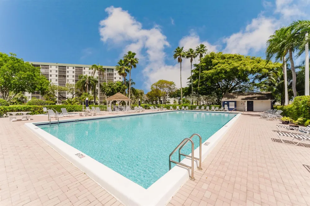 2217 Cypress Island Drive #508 Pompano Beach, FL 33069