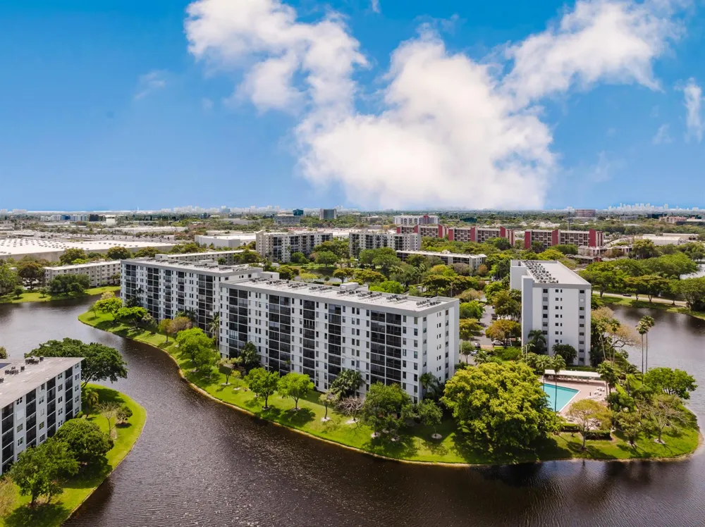 2217 Cypress Island Drive #508 Pompano Beach, FL 33069