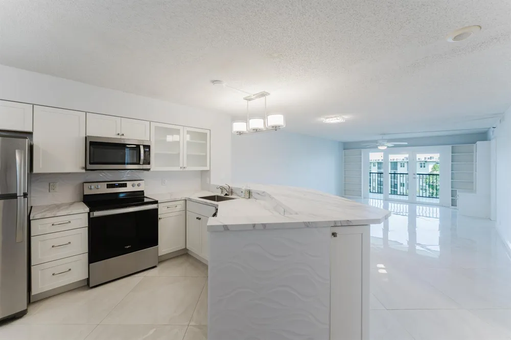 2217 Cypress Island Drive #508 Pompano Beach, FL 33069
