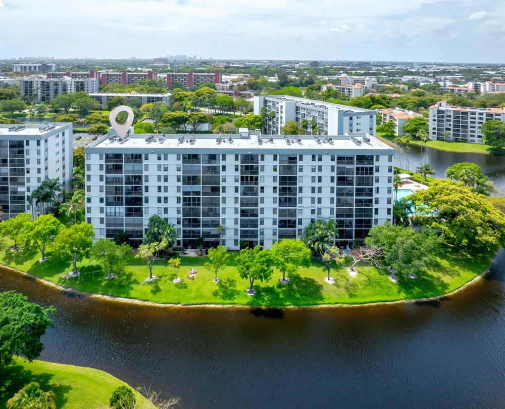 2217 Cypress Island Drive #508 Pompano Beach, FL 33069