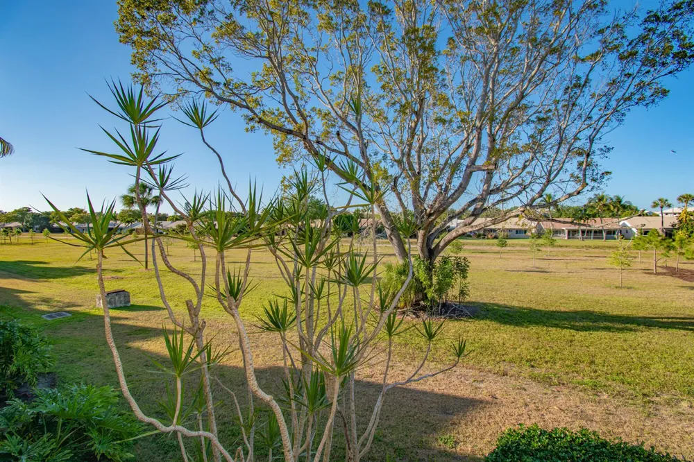 6292 LA COSTA DRIVE #F Boca Raton, FL 33433