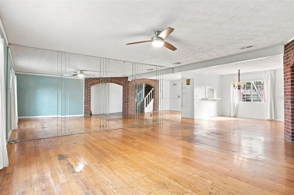 5419 HANSEL AVENUE #K12 Orlando, FL 32809