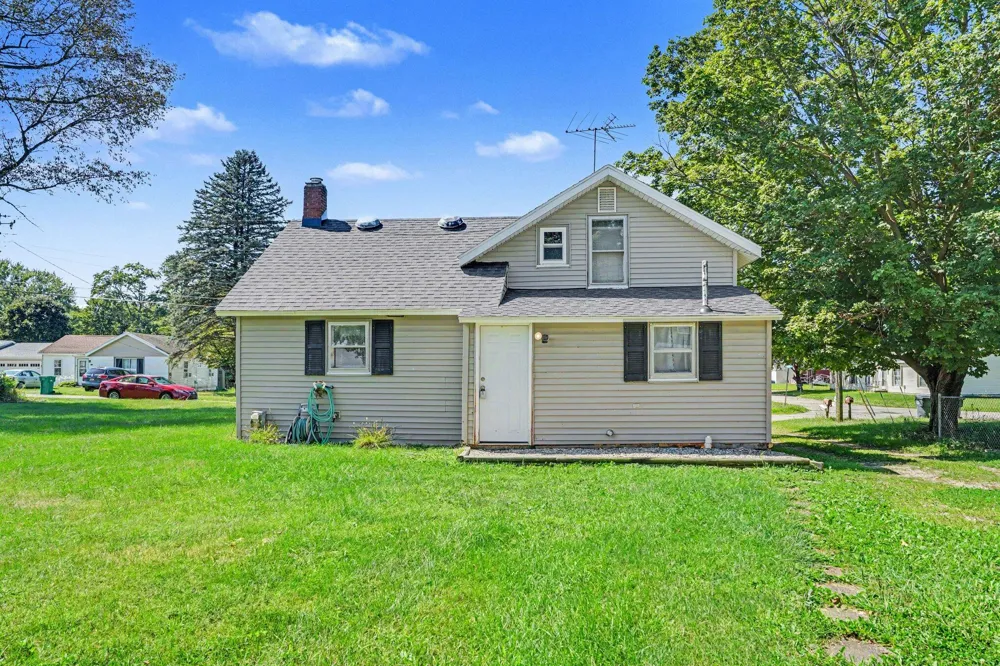 703 Best Street Vicksburg Village, MI 49097