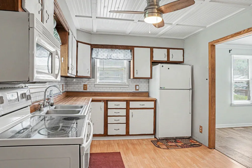 703 Best Street Vicksburg Village, MI 49097