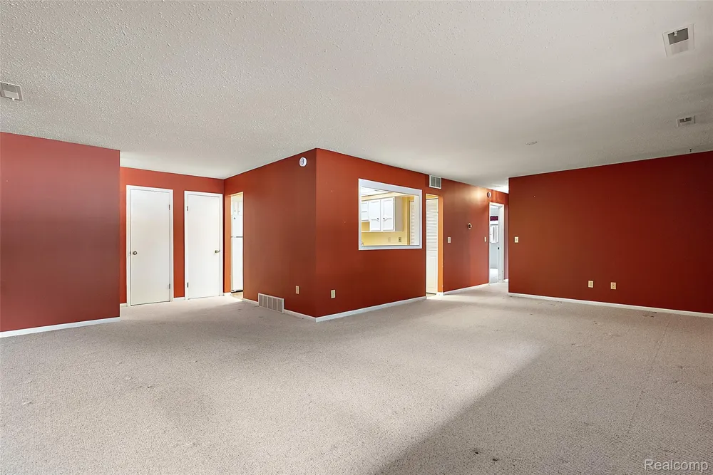 4515 Gratiot Road Saginaw Charter Township, MI 48638