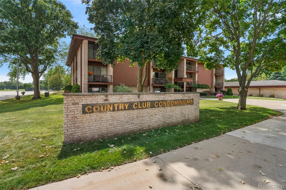 4515 Gratiot Road Saginaw Charter Township, MI 48638
