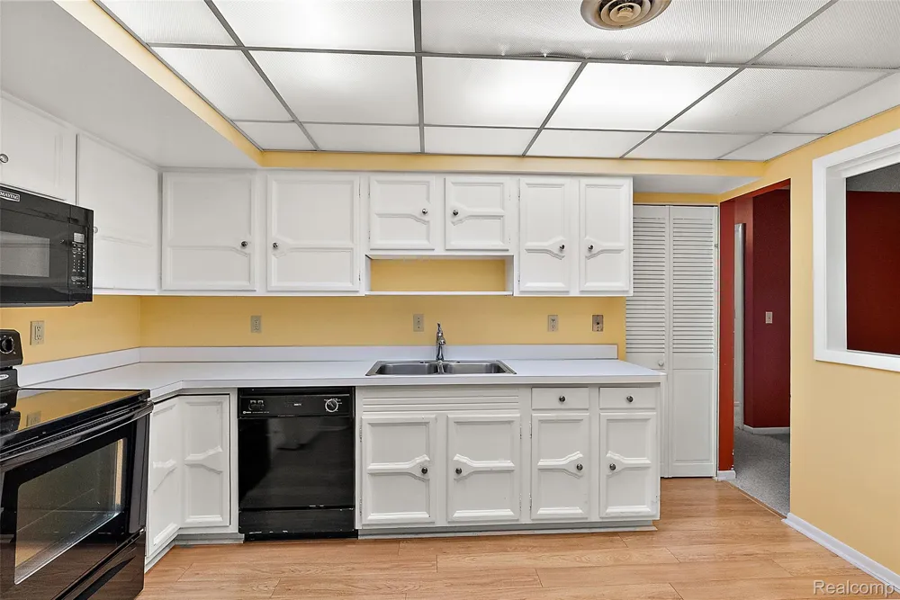 4515 Gratiot Road Saginaw Charter Township, MI 48638