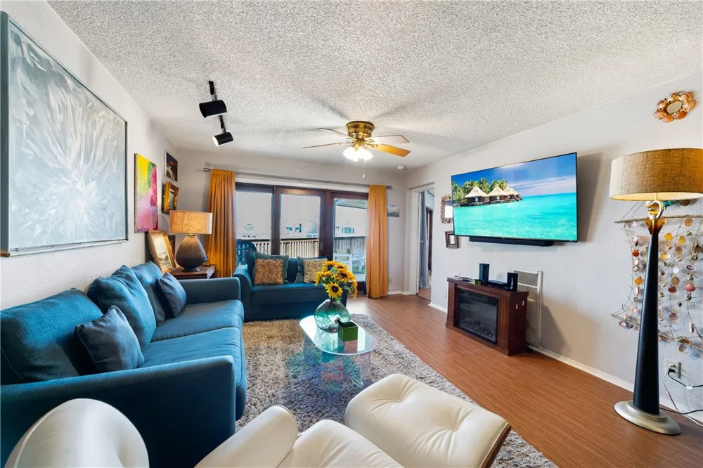 5973 State Highway 361 #305 Port Aransas, TX 78373