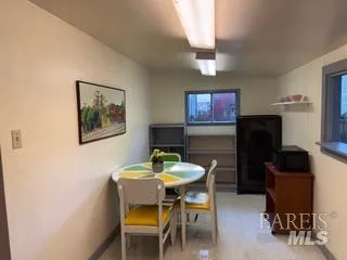 917 Saracen Road Santa Rosa, CA 95401