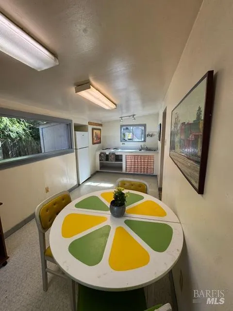 917 Saracen Road Santa Rosa, CA 95401