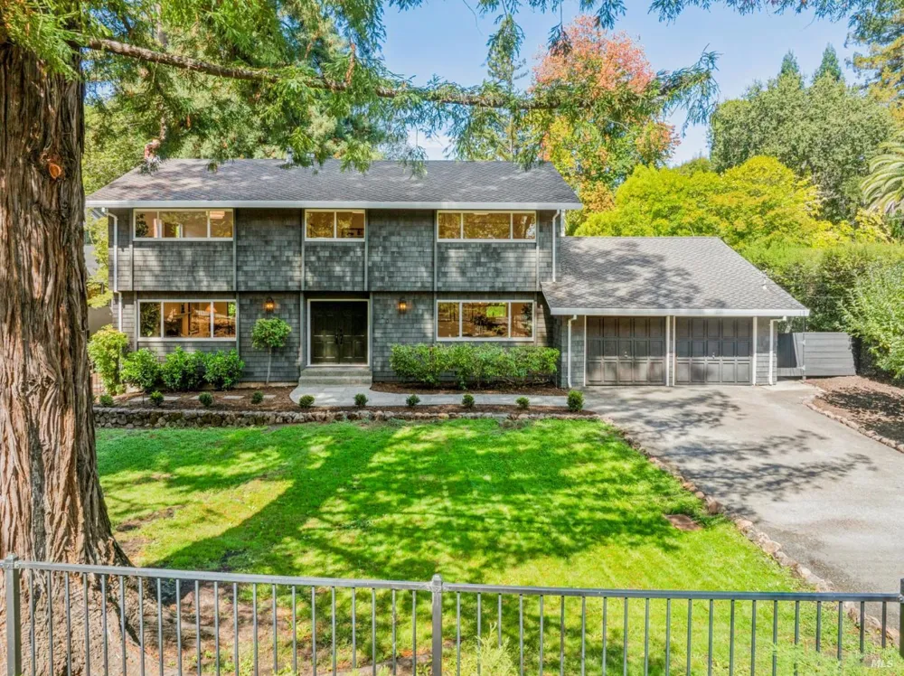 20 Hanken Drive Kentfield, CA 94904