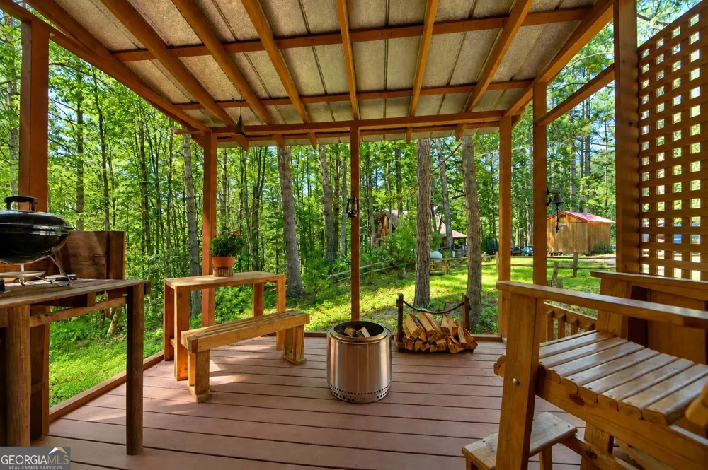 11296 Old Ccc Camp RD Chatsworth, GA 30705