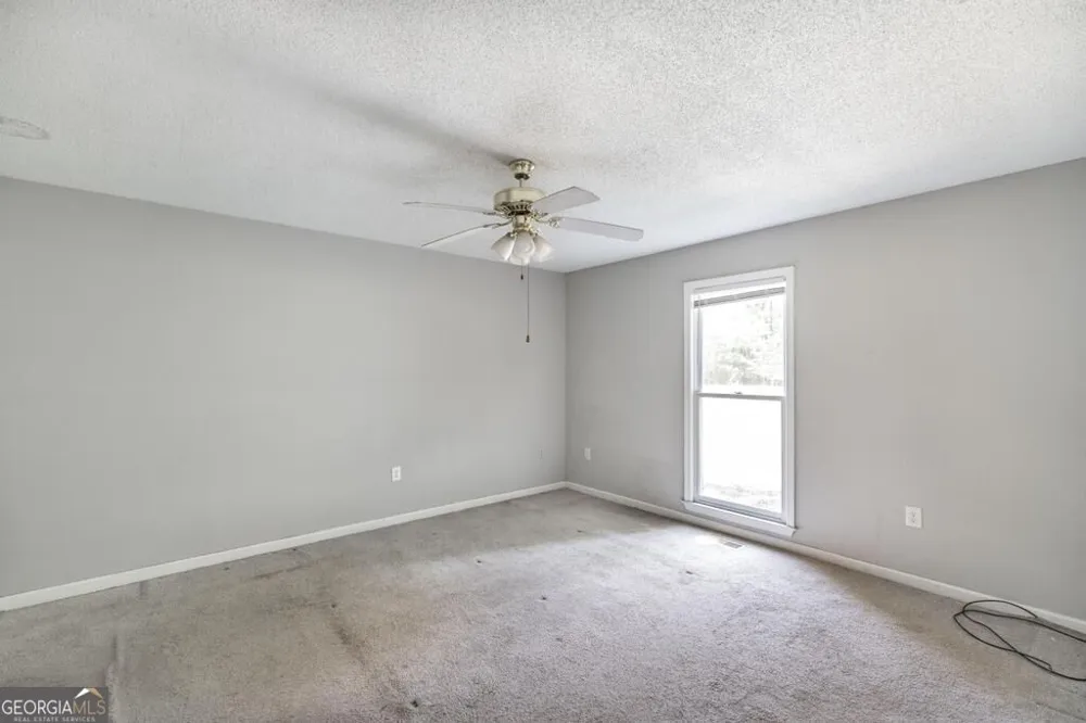 1345 Lancelot LN Macon, GA 31220