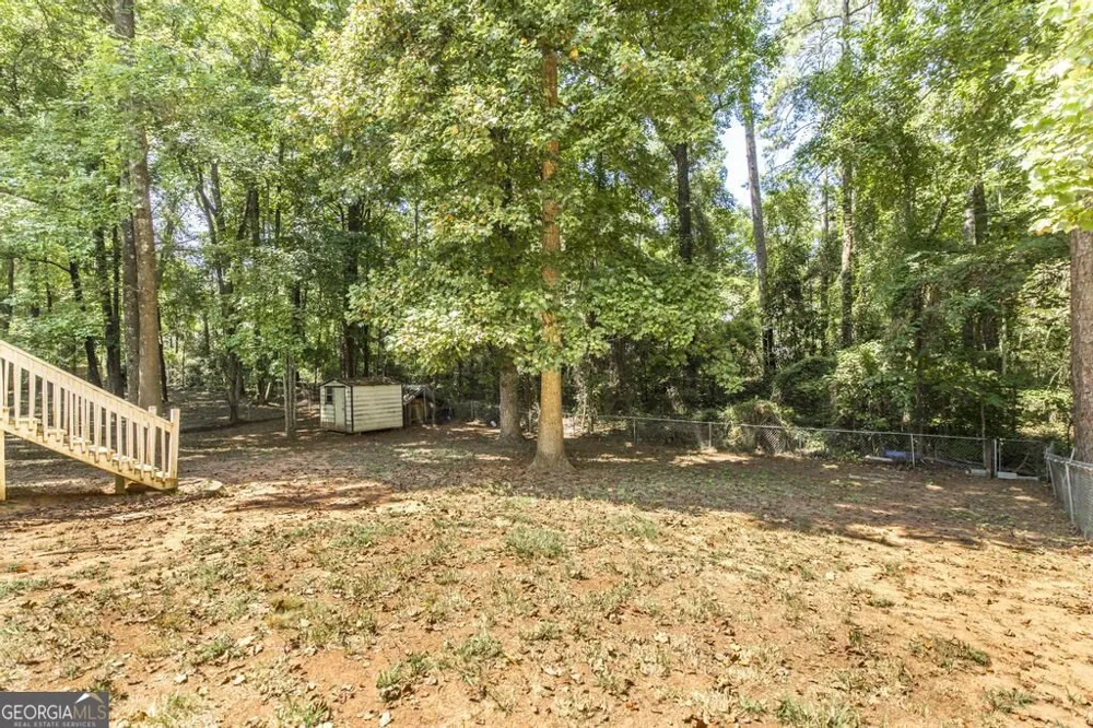 1345 Lancelot LN Macon, GA 31220