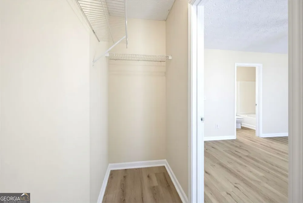 1934 Grove WAY Hampton, GA 30228
