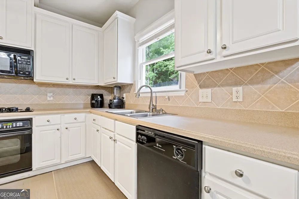 3430 Vista Creek DR Dacula, GA 30019