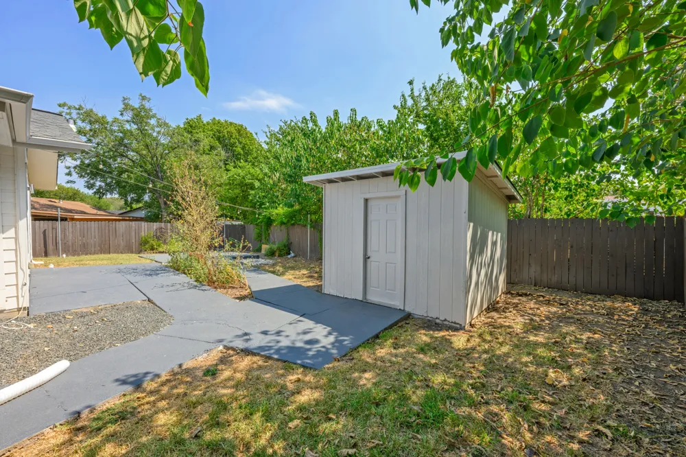 5119 Provencial Drive Austin, TX 78724