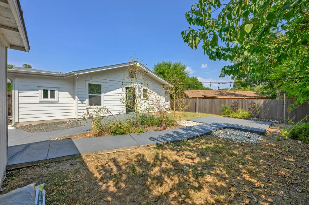 5119 Provencial Drive Austin, TX 78724
