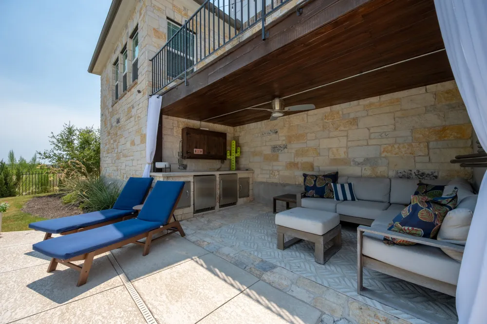 1500 Chalk Bluff Court Leander, TX 78641
