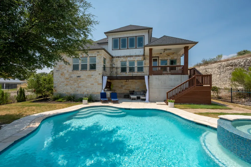 1500 Chalk Bluff Court Leander, TX 78641