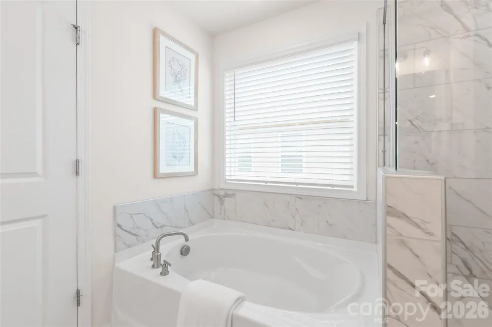 5703 Casper Drive Charlotte, NC 28214
